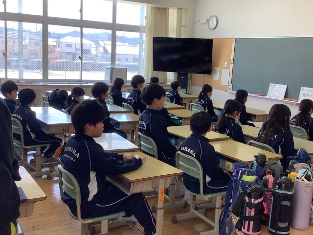 放送で校長先生の話を聞きました。