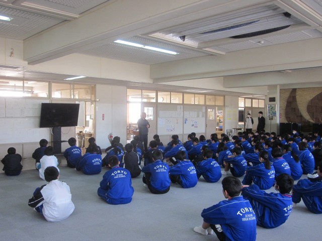 061220_1年学年集会.JPG